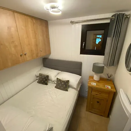 Appartamento Cosy Avec Balcon, Wifi Et Parking à - Fr-1-693-45 Châtel