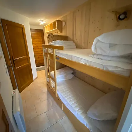Apartment Cosy A Avec Parking Prive, Proche Centre Et Telecabine. Animaux Non Admis. - Fr-1-693-45
